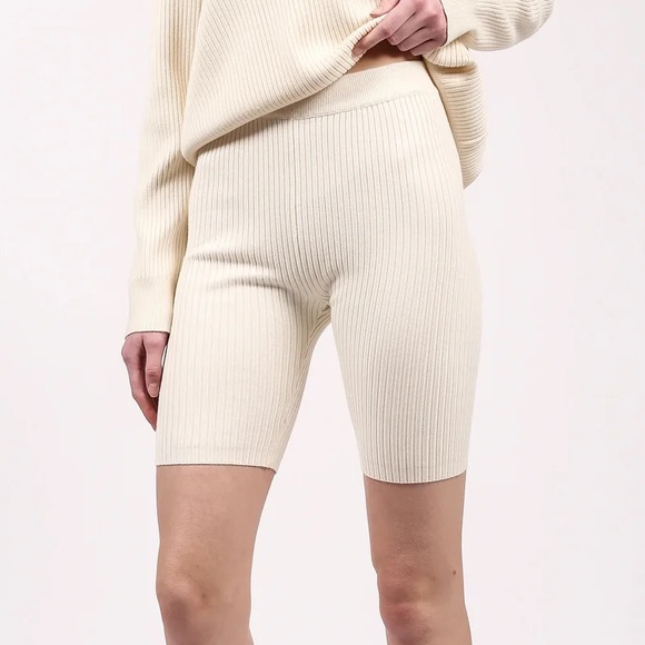 Brunette the Label Ribbed Biker Short - Cream - Picture 3 of 6
